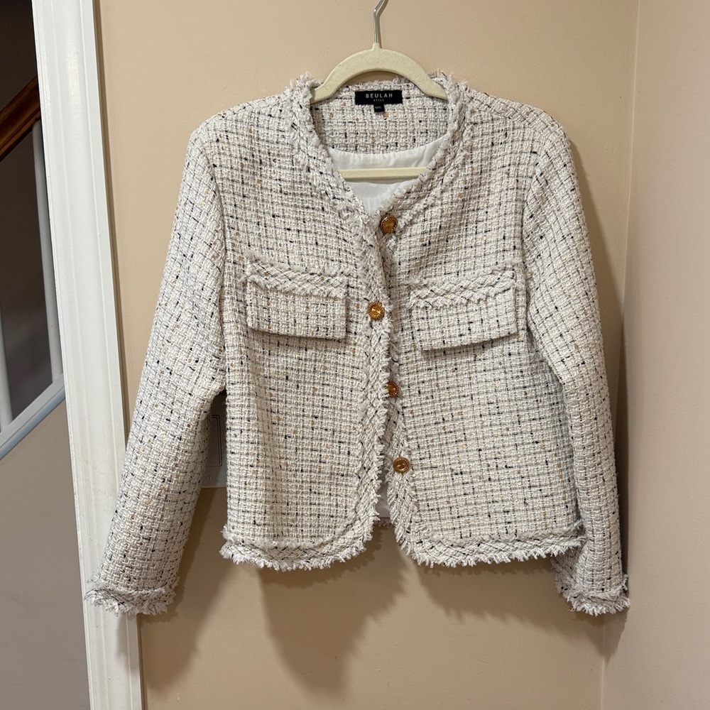 Beulah Style Cream Tweed Blazer with Gold Buttons